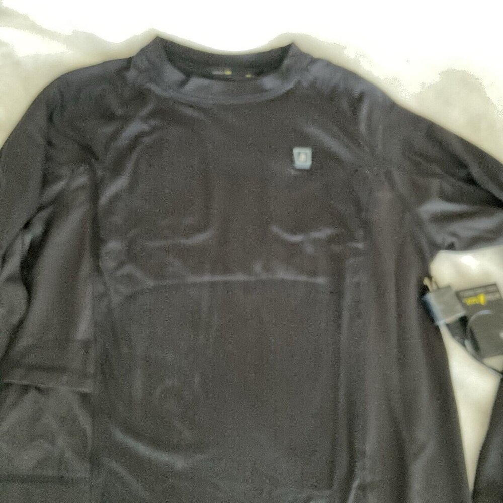 ACTIONHEAT Heated Base Layer Shirt 5V Unisex Small Long Sleeved Polyester Black